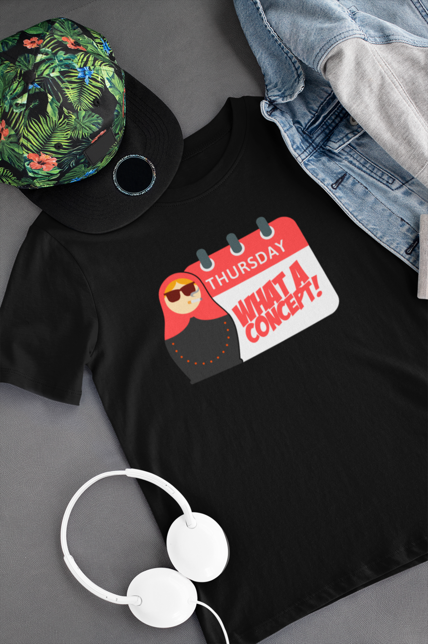 Camiseta "Thursday" - Boneca Russa - Séries de TV