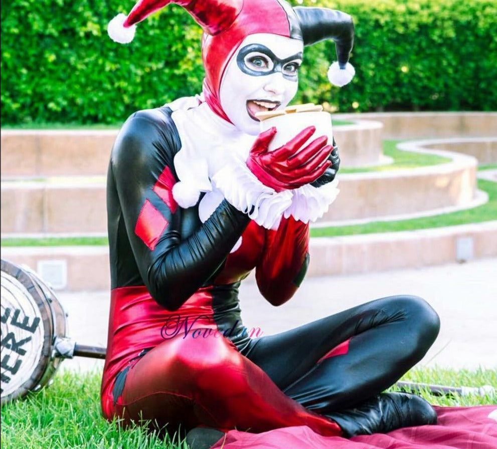 Fantasia "Arlequina" - Preto e Vermelho - Filmes