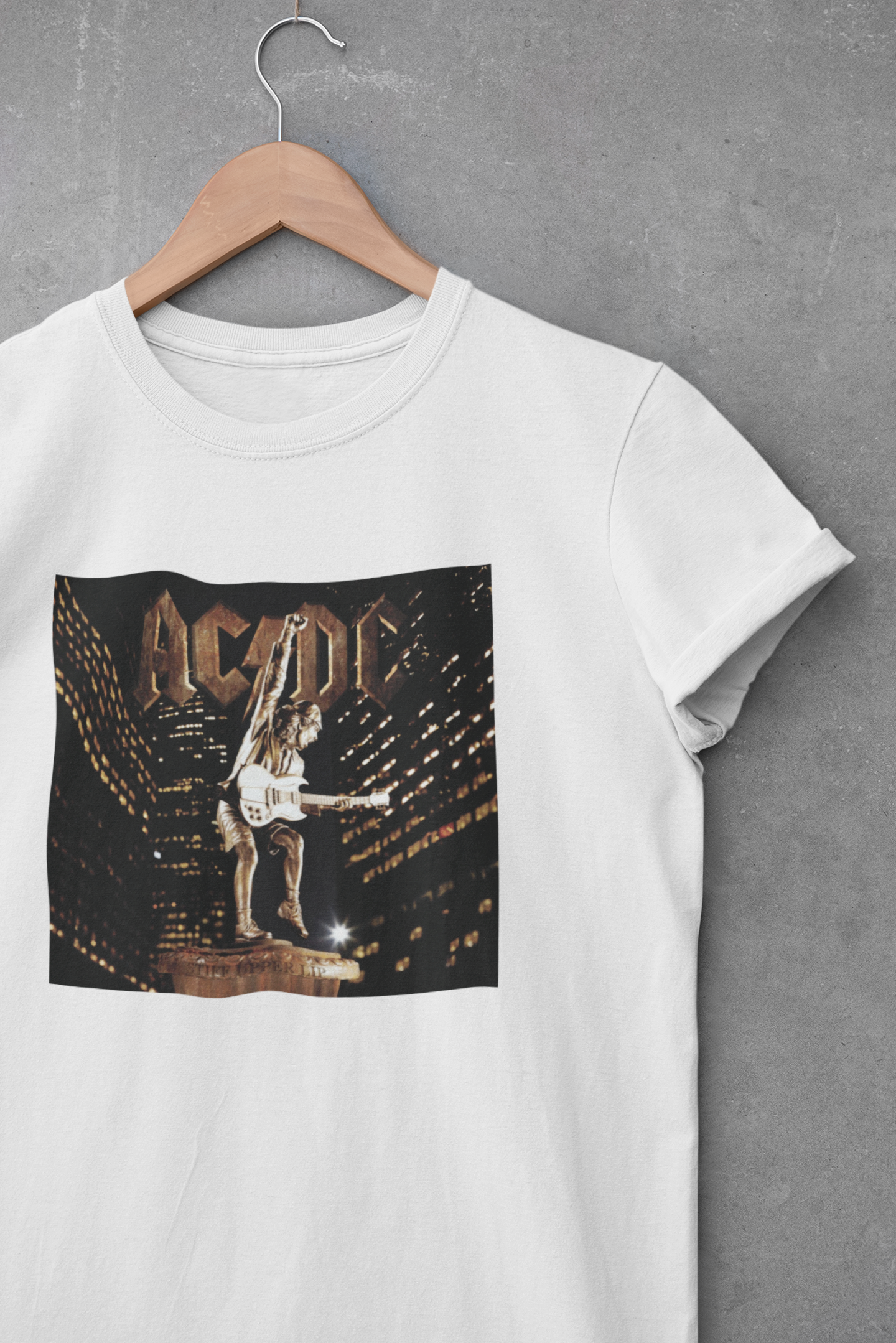 Camiseta "Stiff Upper Lip - ACDC" - Álbum - Música