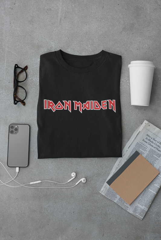 Camiseta "Iron Maiden" Clássica - Música