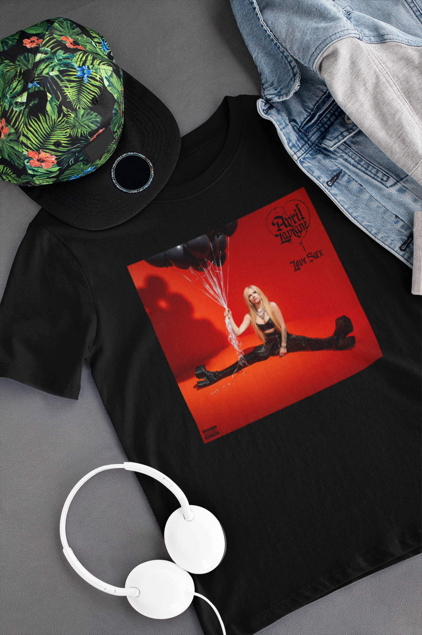Camiseta "Love Sux - Avril Lavigne" - Álbum - Música