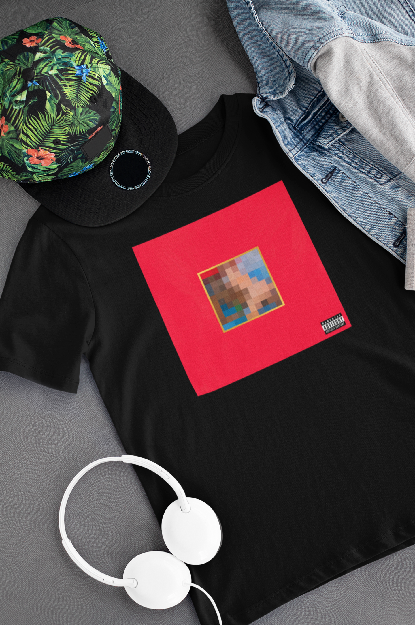 Camiseta "My Beautiful Dark Twisted Fantasy - Kanye West" - Álbum - Música