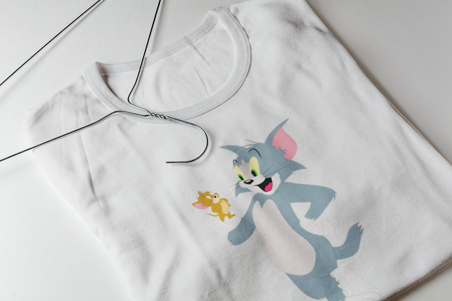 Camiseta Tom e Jerry - Desenhos Animados