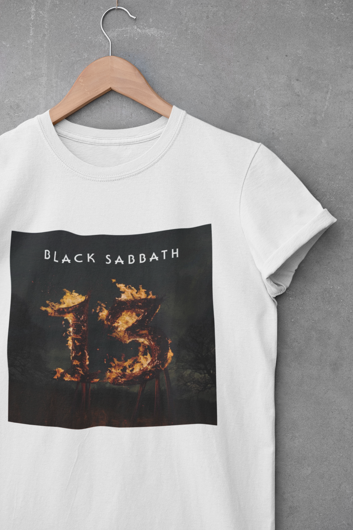 Camiseta "13 - Black Sabbath" - Álbum - Música