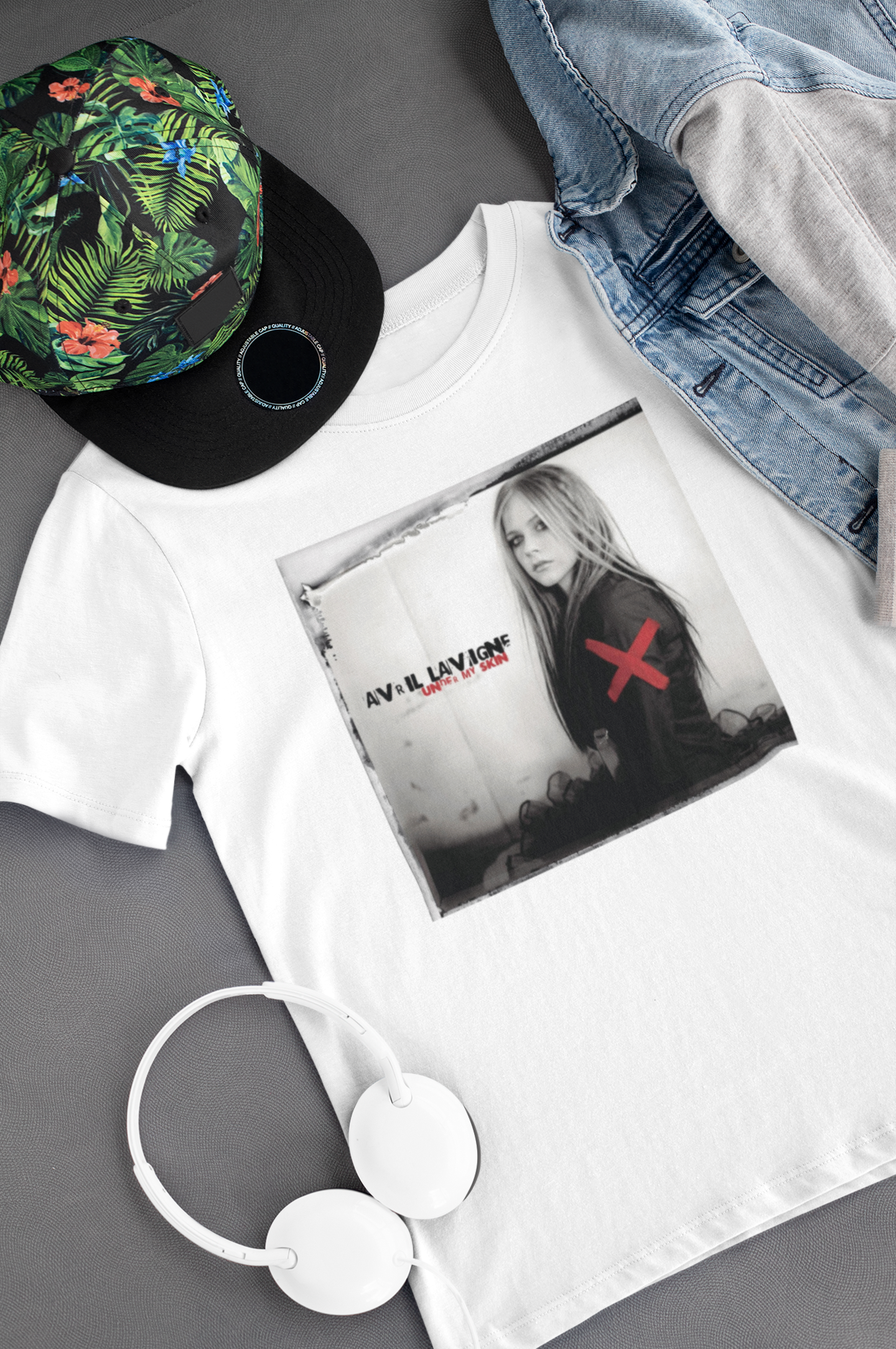 Camiseta "Under My Skin - Avril Lavigne" - Álbum - Música